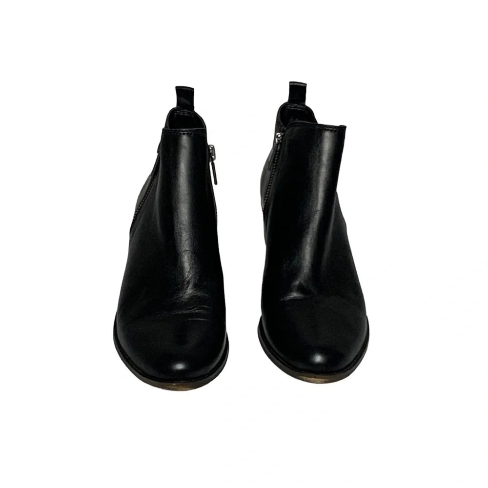Lucky Brand LK-Basal black leather ankle Booties. Size 7.5M‎